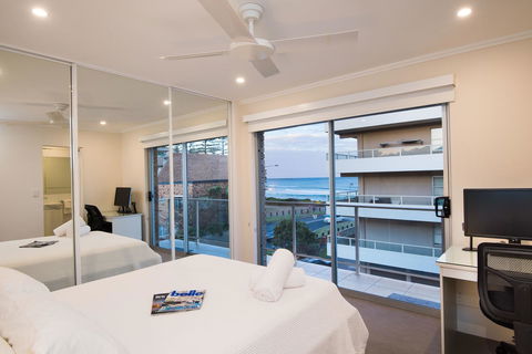 Stylish 3 Bedroom Beachview Apartment - Accommodation Kalgoorlie 1