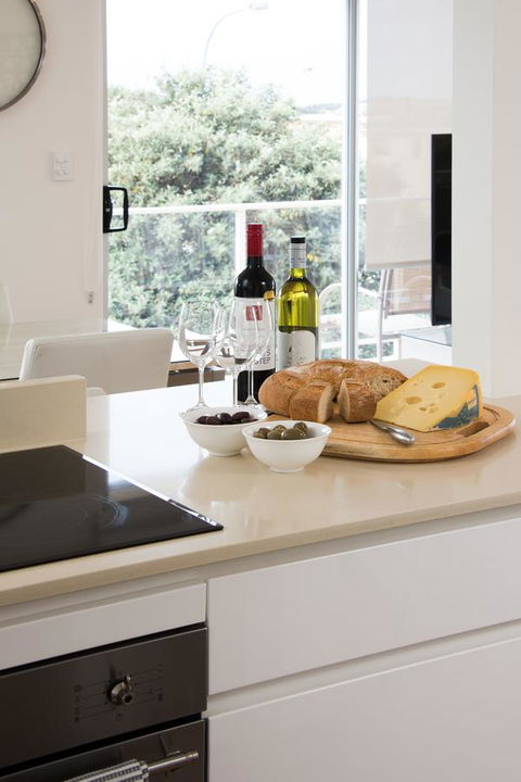 Stylish 3 Bedroom Beachview Apartment - Accommodation Kalgoorlie 7