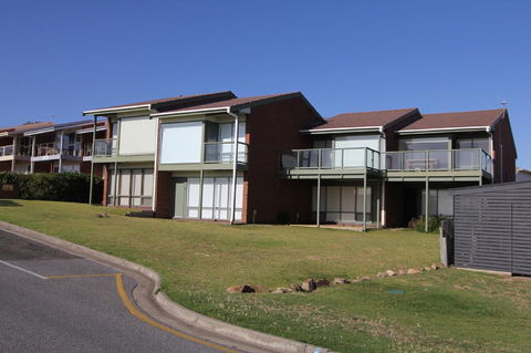 Southern Sands\' Beachfront Apartment - Accommodation Kalgoorlie 1