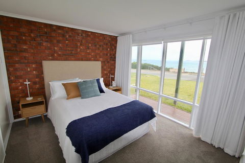 Southern Sands\' Beachfront Apartment - Accommodation Kalgoorlie 13