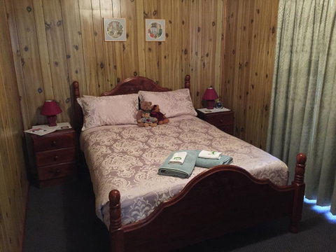 Clare Valley Cabins - Accommodation Kalgoorlie 18