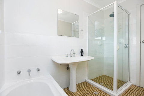 Red Door - Accommodation Kalgoorlie 6