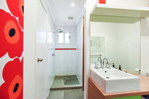 Red Door - Accommodation Kalgoorlie 11