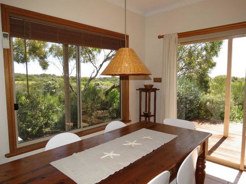 Edge Of Innes - Accommodation Kalgoorlie 1