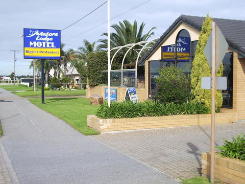 Aviators Lodge - Accommodation Kalgoorlie 0