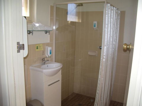 Aviators Lodge - Accommodation Kalgoorlie 22