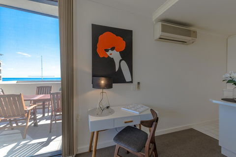 Lights Landing Penthouse - Accommodation Kalgoorlie 9