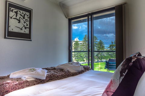 Lights Landing Penthouse - Accommodation Kalgoorlie 16