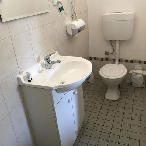 Travelway Motel - Accommodation Kalgoorlie 1