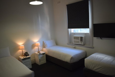 Ambassadors Hotel - Accommodation Kalgoorlie 17