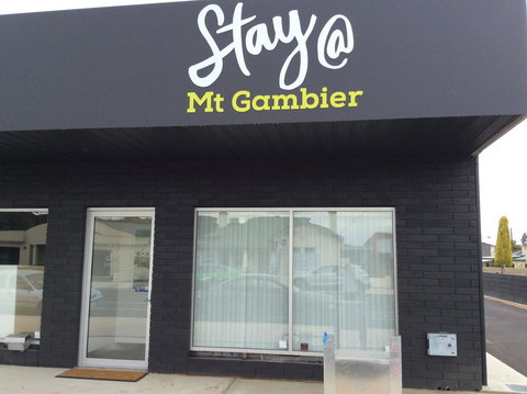 City Four Apartment - Accommodation Kalgoorlie 7