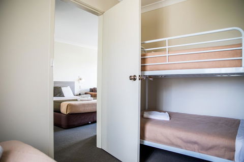 Lilac City Motor Inn & Steakhouse - Accommodation Kalgoorlie 20