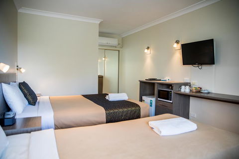 Lilac City Motor Inn & Steakhouse - Accommodation Kalgoorlie 5