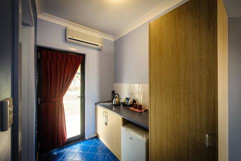 The Anglers Inn - Accommodation Kalgoorlie 3