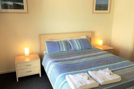 Bayview Beach House Apartment No 1 - Accommodation Kalgoorlie 6