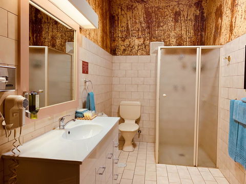 Desert Cave Hotel - Accommodation Kalgoorlie 5
