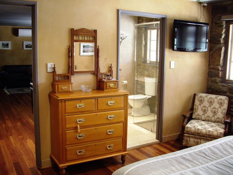 1860 Wine Country Cottages - Accommodation Kalgoorlie 15