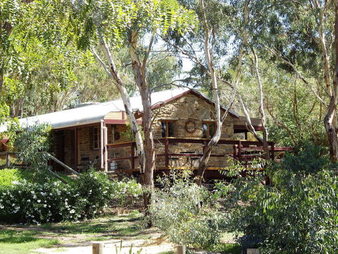 1860 Wine Country Cottages - Accommodation Kalgoorlie 0