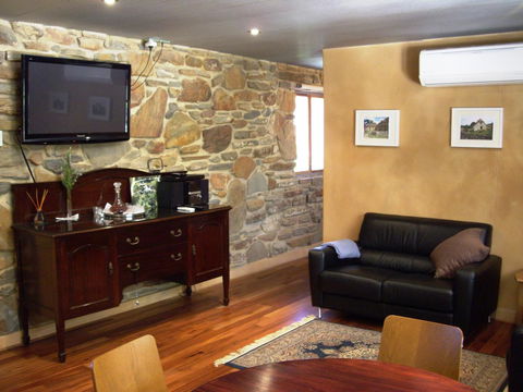 1860 Wine Country Cottages - Accommodation Kalgoorlie 12
