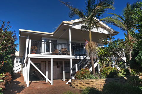 The Whitehouse - Accommodation Kalgoorlie 0