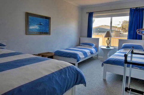 The Whitehouse - Accommodation Kalgoorlie 12