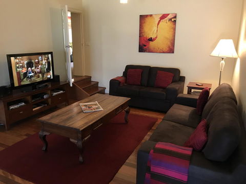 A Secret Garden - Accommodation Kalgoorlie 3