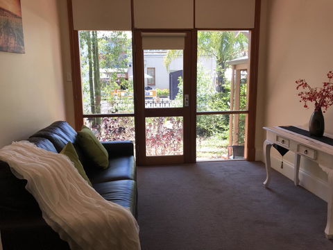 A Secret Garden - Accommodation Kalgoorlie 9