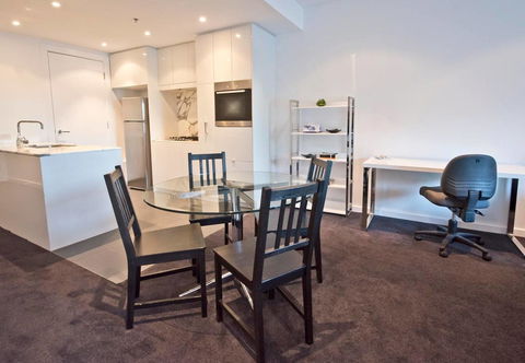 Luxury City Apt With Pool, Gym, Spa, Netflix - Accommodation Kalgoorlie 0