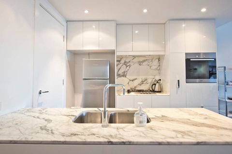 Luxury City Apt With Pool, Gym, Spa, Netflix - Accommodation Kalgoorlie 18