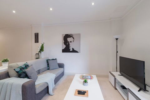 One Bedroom In Adelaideâ€™s East End FREE WIFI*Netflix*Parking - Accommodation Kalgoorlie 0