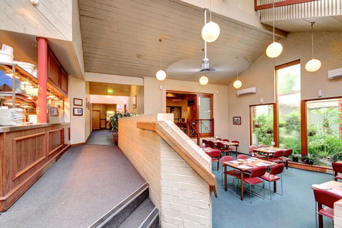Victoria Hotel Strathalbyn - Accommodation Kalgoorlie 2