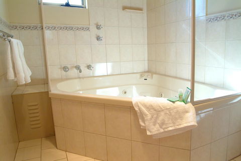 Victoria Hotel Strathalbyn - Accommodation Kalgoorlie 5