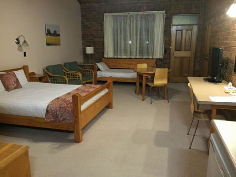 Coonawarra Place Motor Inn - Accommodation Kalgoorlie 1