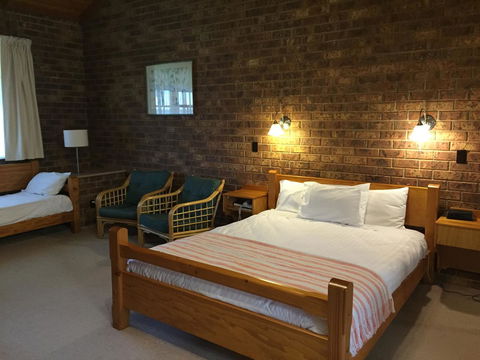 Coonawarra Place Motor Inn - Accommodation Kalgoorlie 8