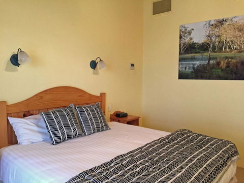 Coonawarra Place Motor Inn - Accommodation Kalgoorlie 2