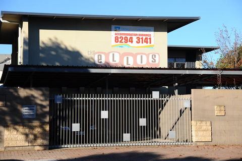 Glenelg Holiday Apartments-Ellis - Accommodation Kalgoorlie 1