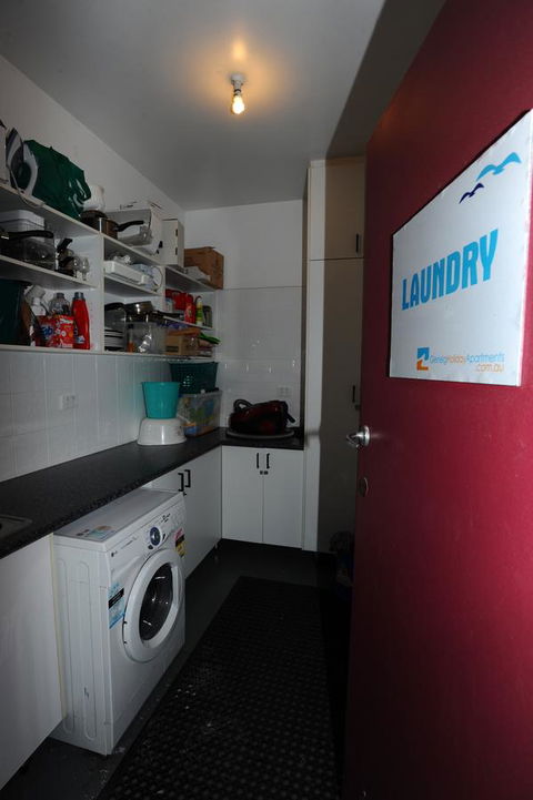 Glenelg Holiday Apartments-Ellis - Accommodation Kalgoorlie 3