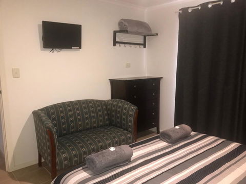 Island Break - Accommodation Kalgoorlie 10