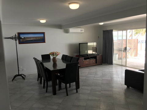 Beachside & Jetty View Apartment 6 - Captain\'s Apt - Accommodation Kalgoorlie 27