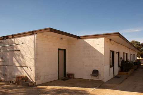 Kimba Units - Accommodation Kalgoorlie 18