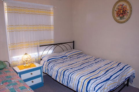 Kimba Units - Accommodation Kalgoorlie 14