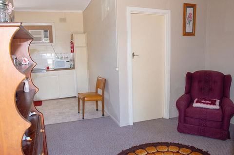 Kimba Units - Accommodation Kalgoorlie 4