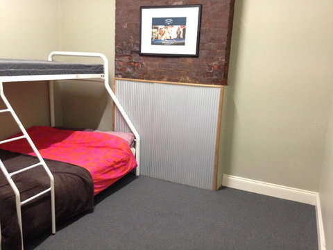 Shingo\'s Backpackers - Accommodation Kalgoorlie 3