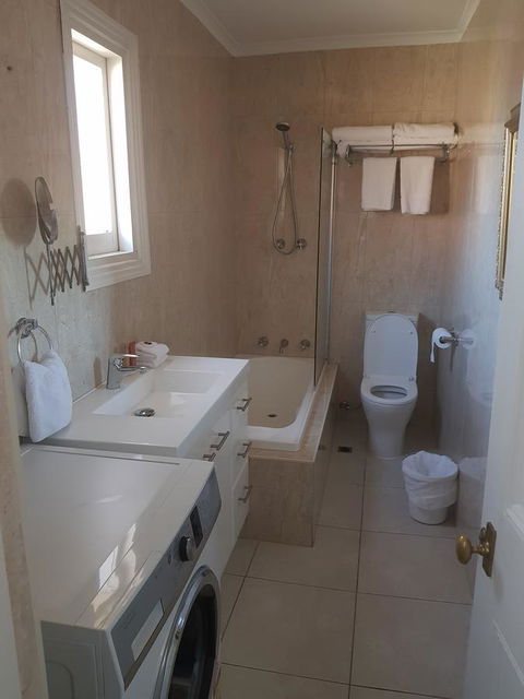 Hammond Apartments - Accommodation Kalgoorlie 10