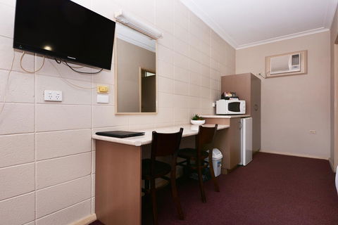 Motel Poinsettia - Accommodation Kalgoorlie 28