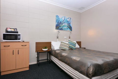 Motel Poinsettia - Accommodation Kalgoorlie 26