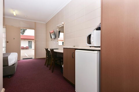 Motel Poinsettia - Accommodation Kalgoorlie 27