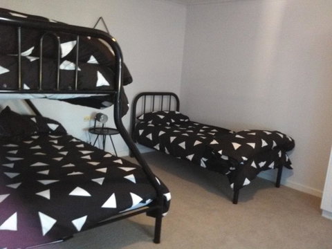 Hilltop Escape - Accommodation Kalgoorlie 15