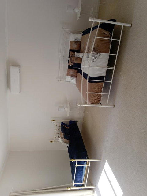 Hilltop Escape - Accommodation Kalgoorlie 2