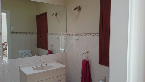 Hilltop Escape - Accommodation Kalgoorlie 20